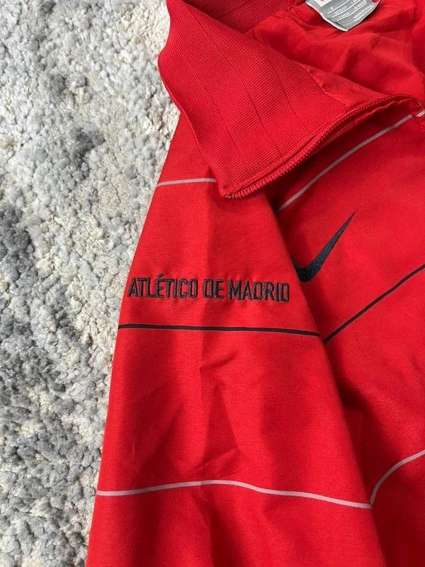 Vintage 2008-09 Nike Atlético Madrid Jaqueta de Treino Vermelha Cinza com Zíper Tamanho P – photo 6